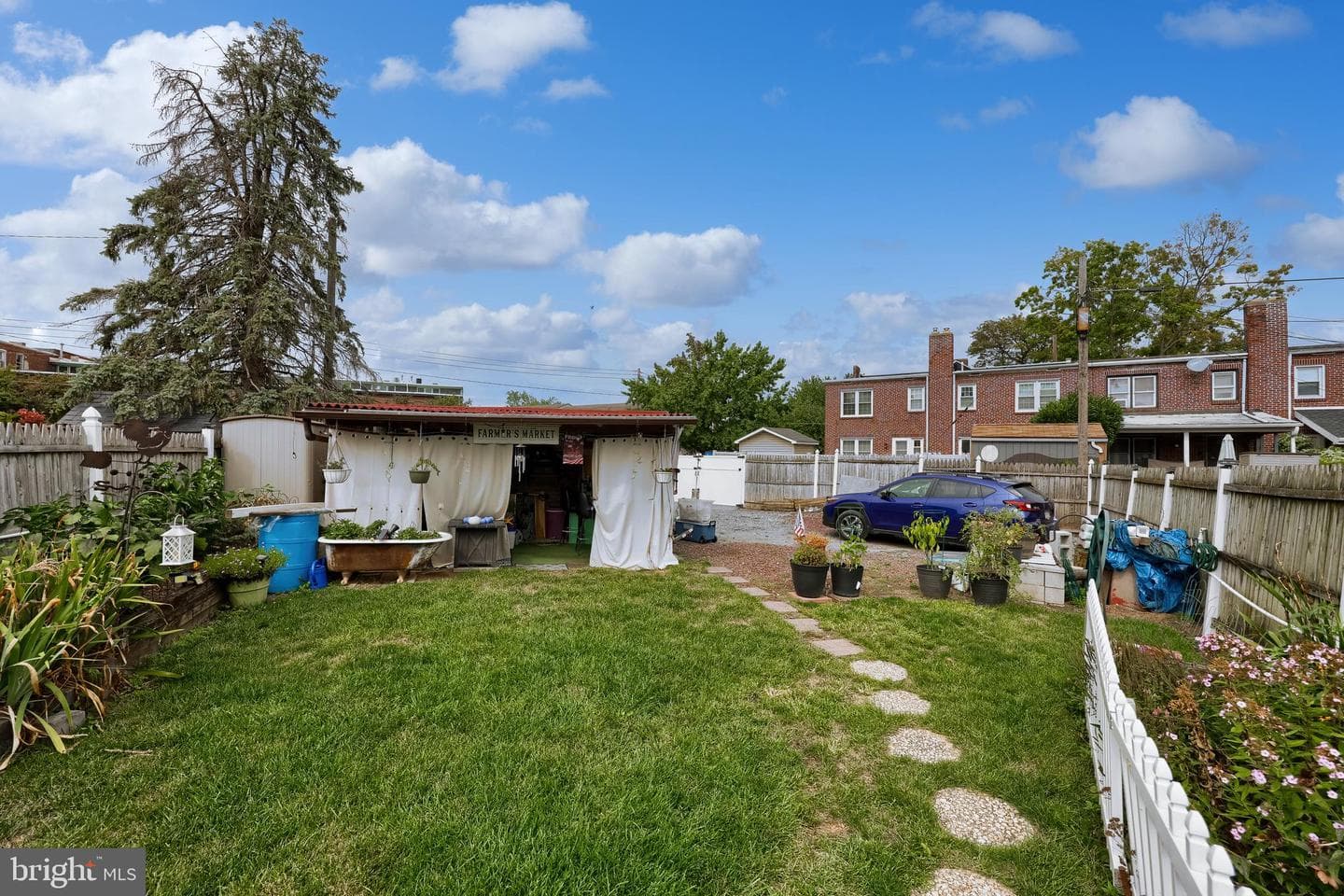 587 Zook Avenue photo 31