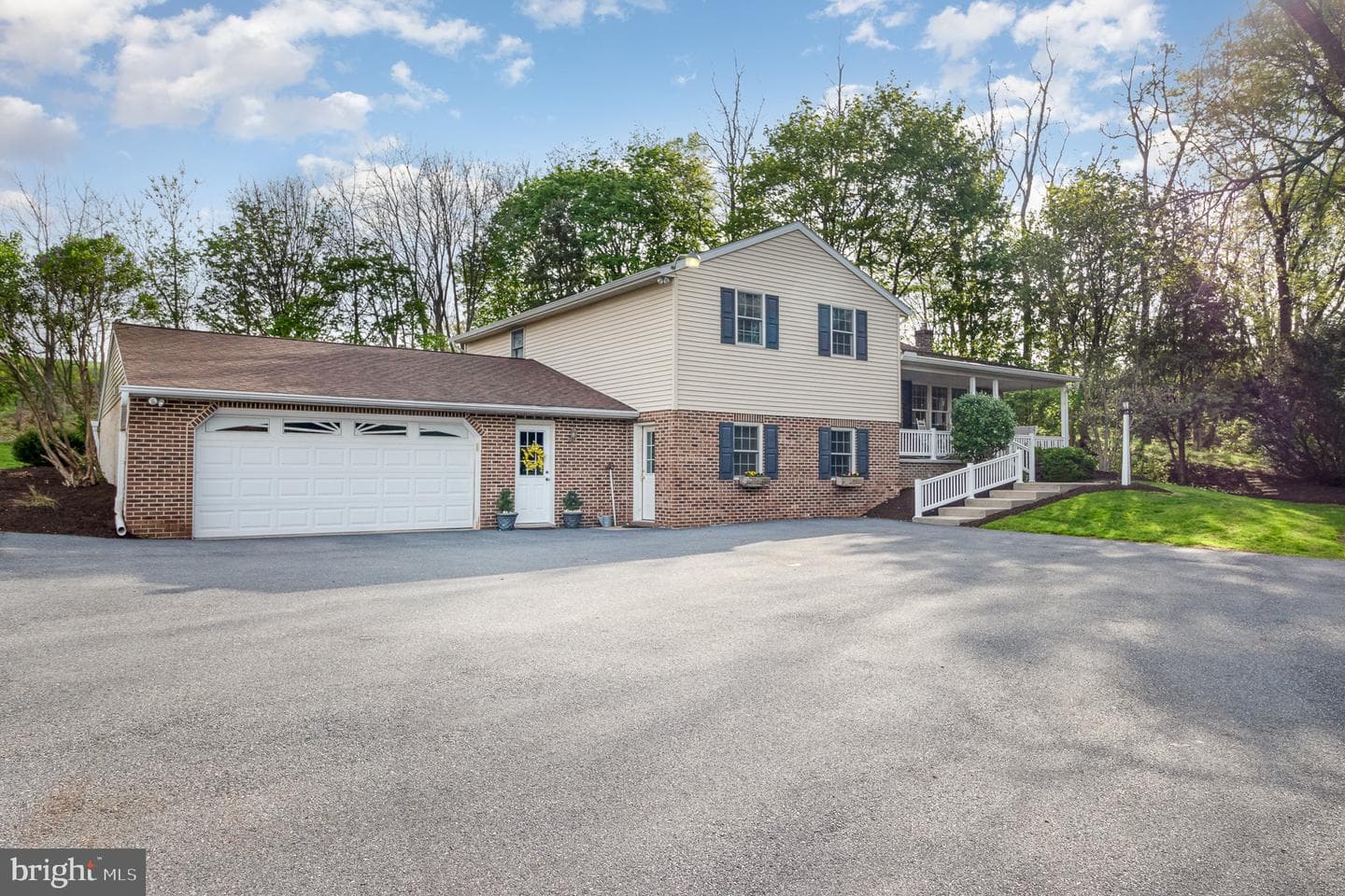 49 W Lexington Road photo 3
