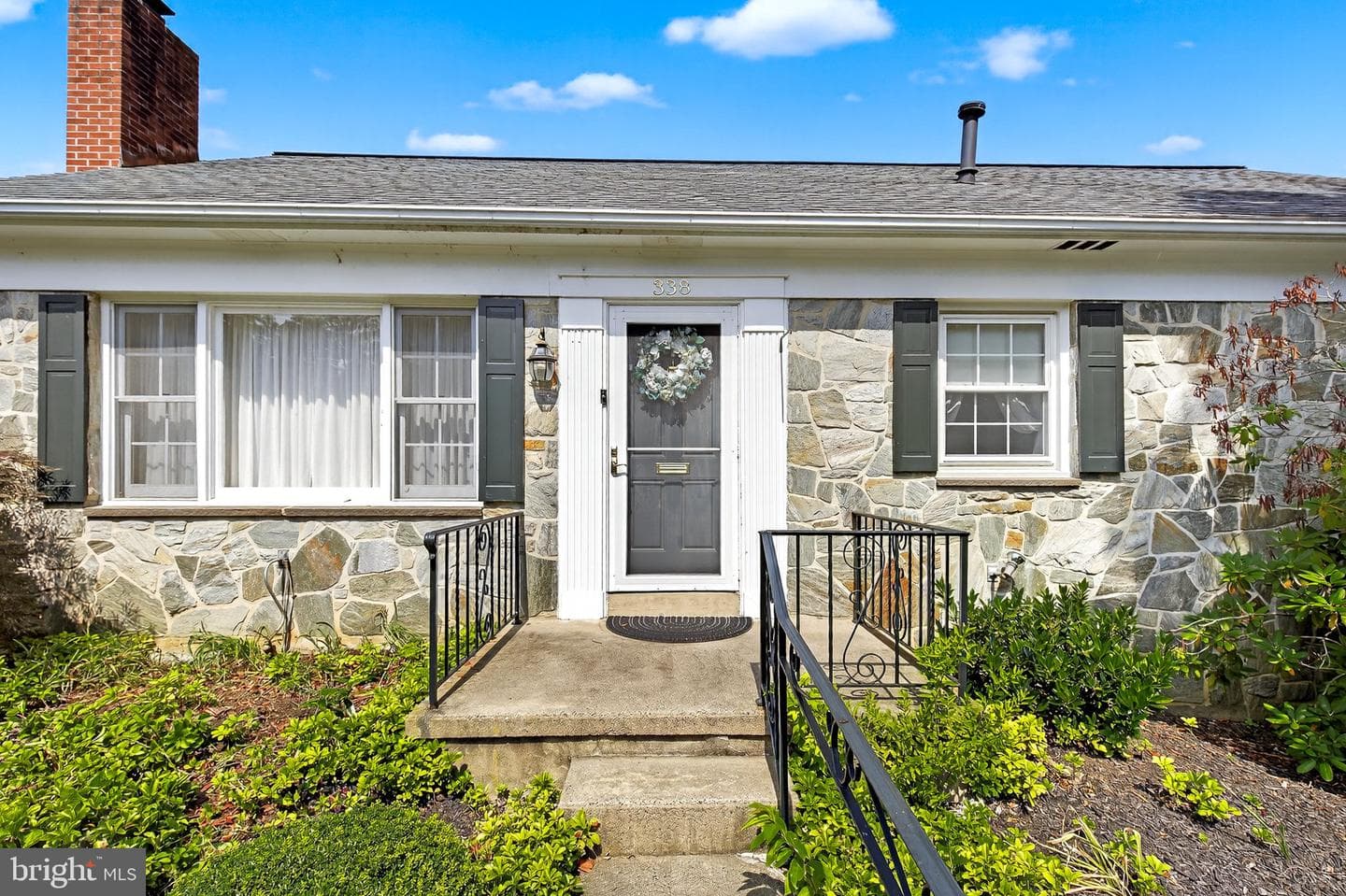 338 Atkins Avenue photo 3