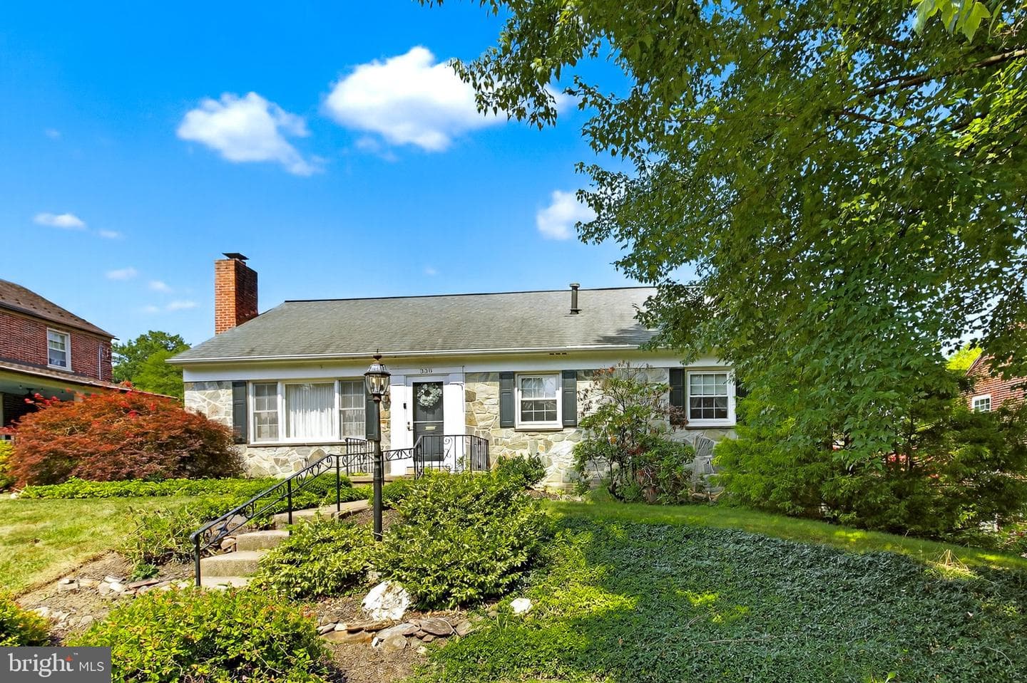 338 Atkins Avenue photo 4