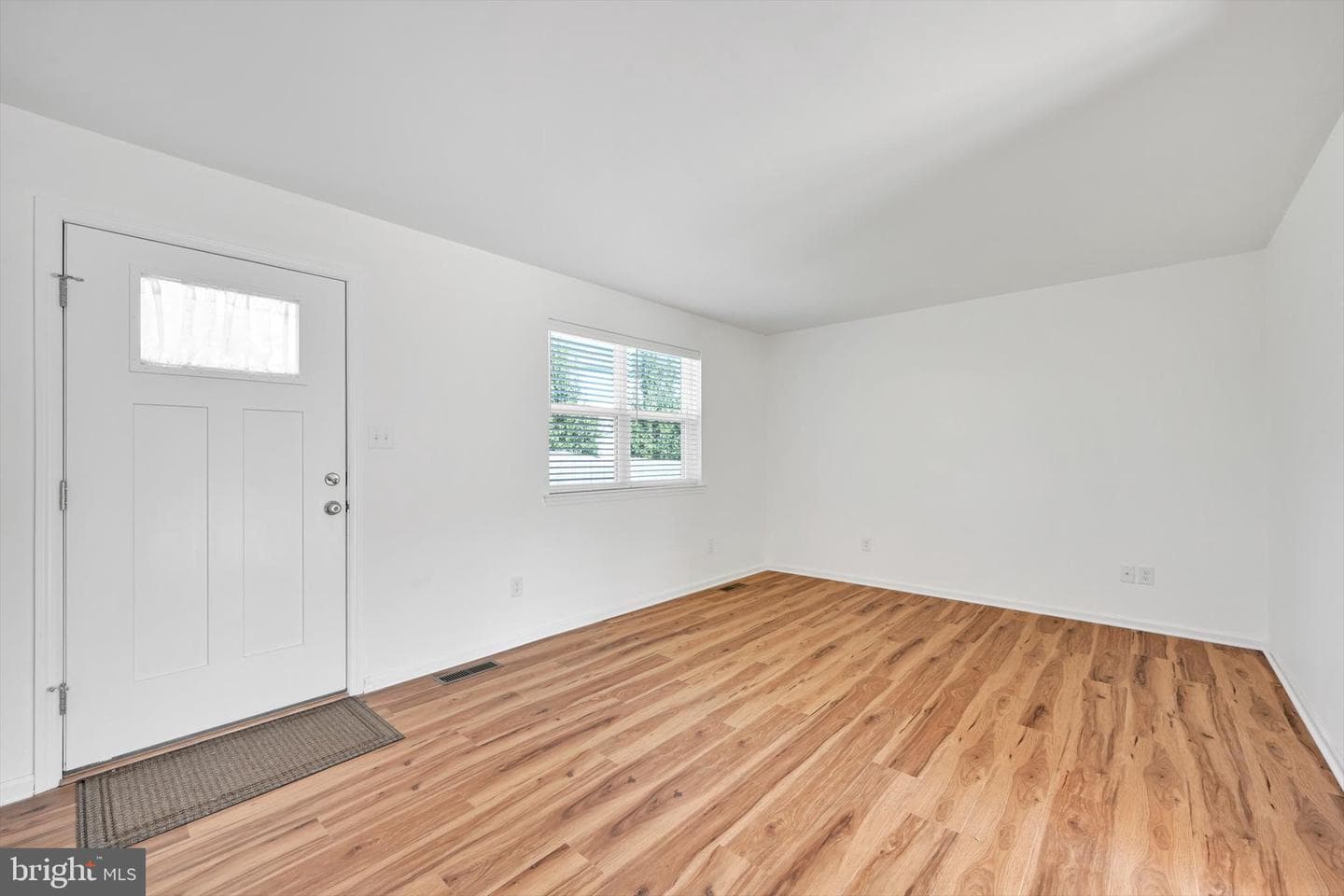 132 Stone House Lane photo 4