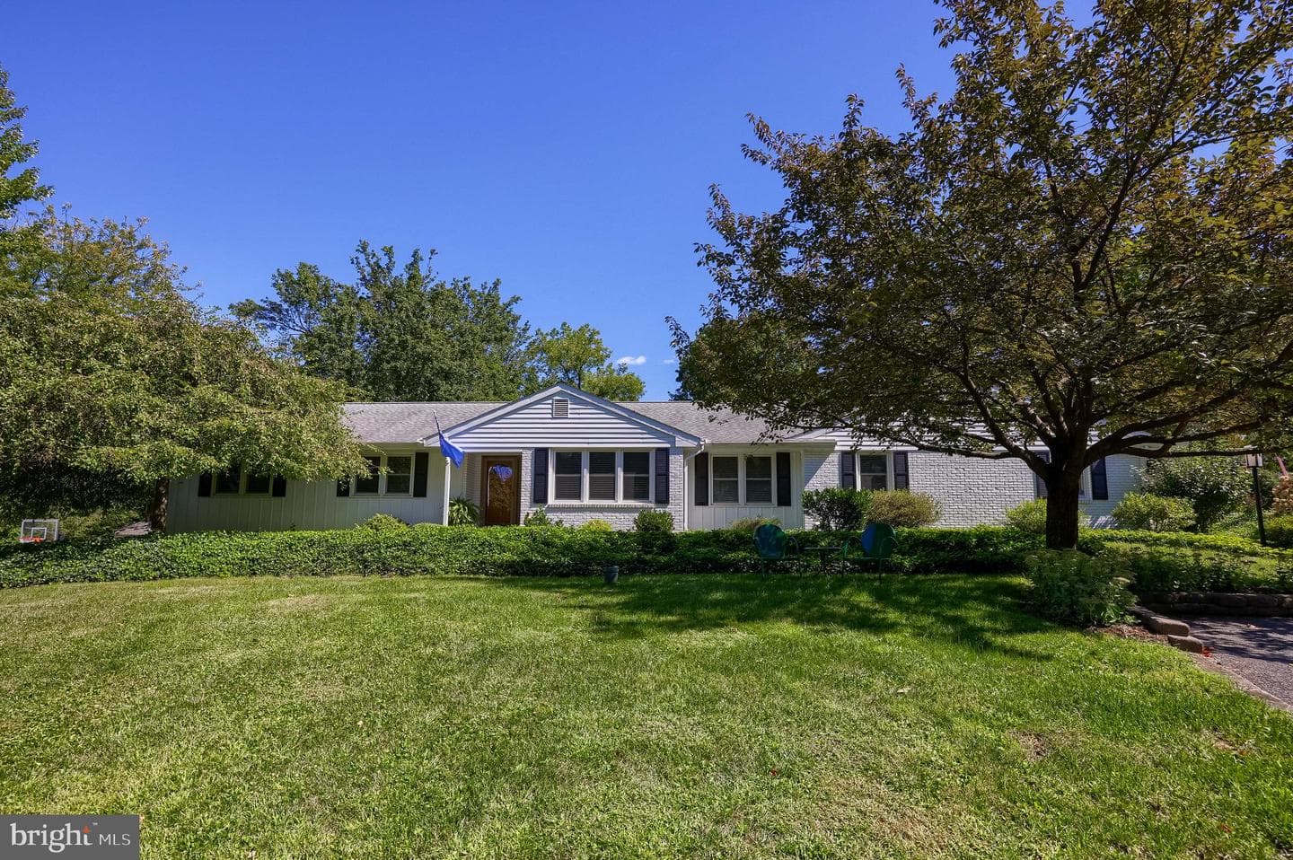 2365 Fruitville Pike photo 1