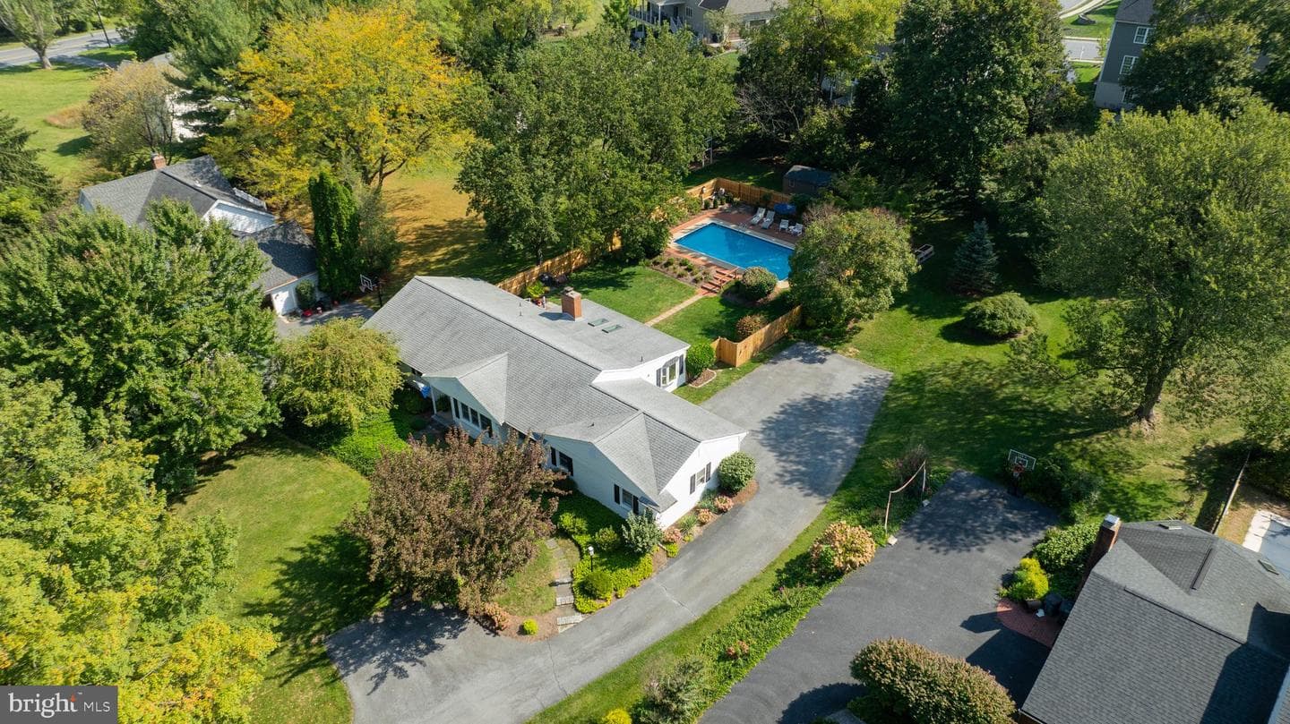 2365 Fruitville Pike photo 79