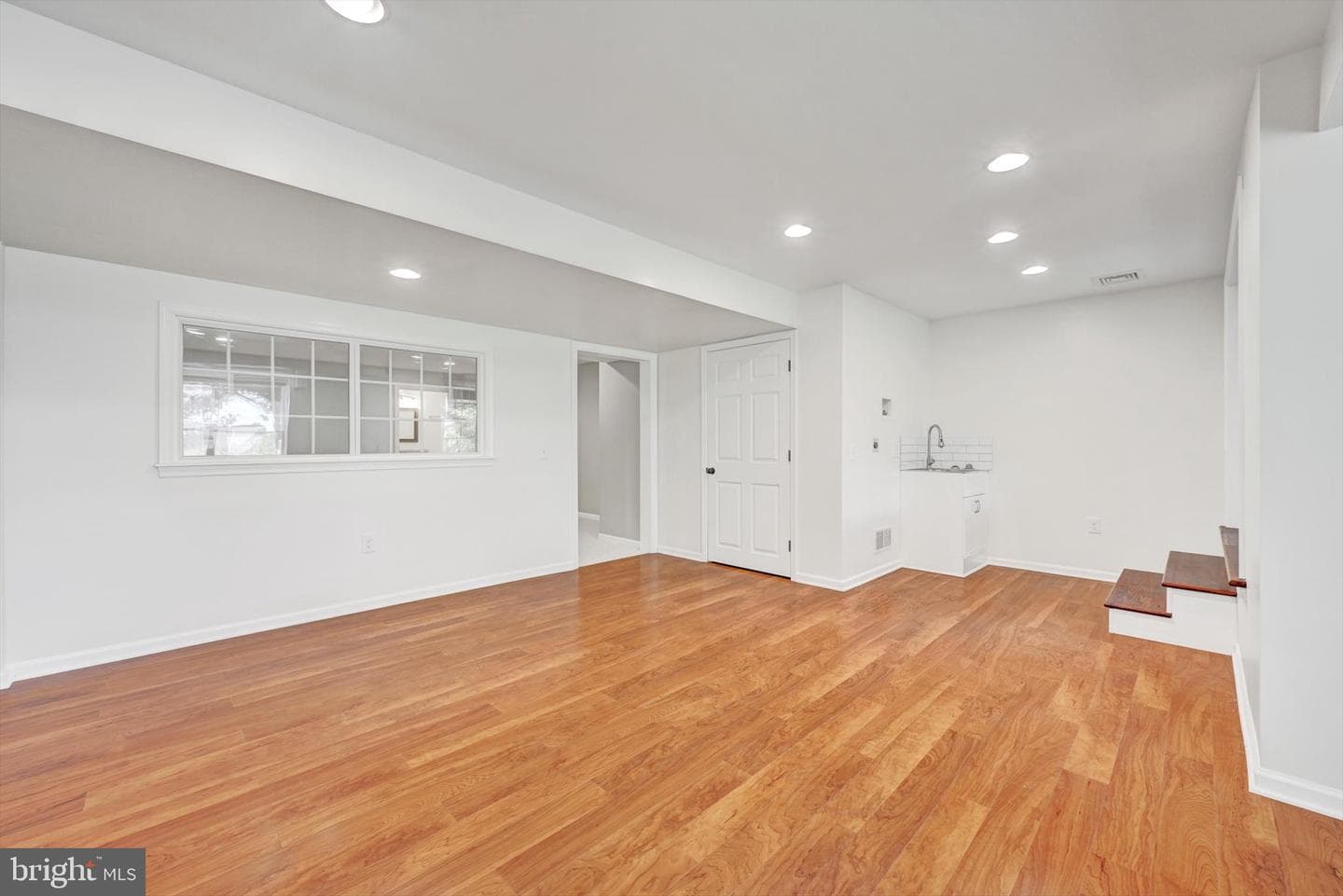 916 Rivergate Court photo 34