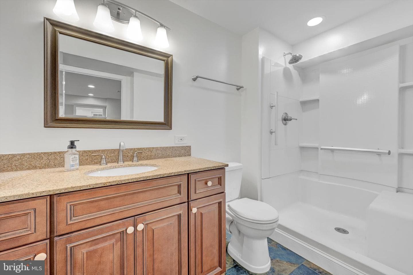 916 Rivergate Court photo 39