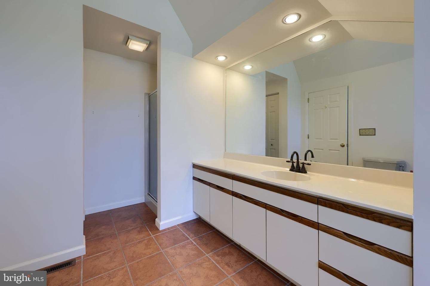 3210 Glengreen Drive photo 32