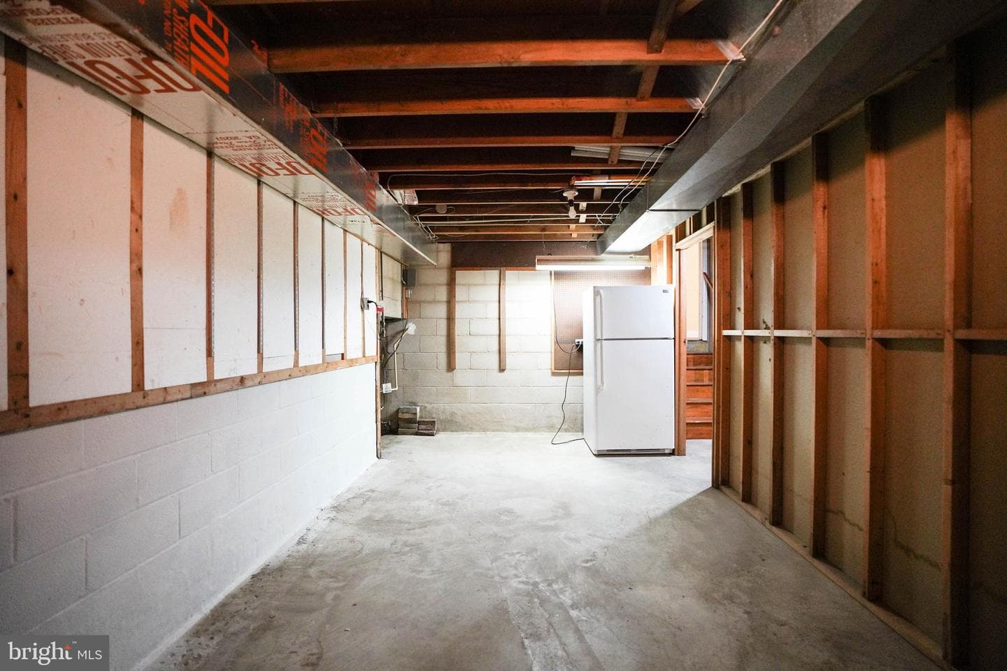 105 Mayfield Drive photo 27