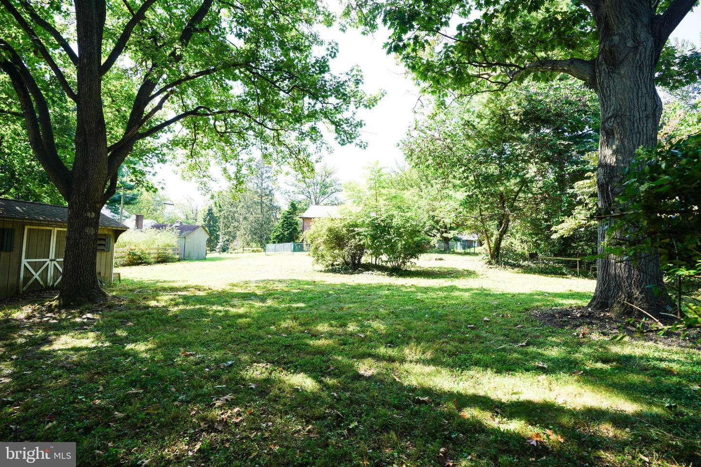 105 Mayfield Drive photo 32