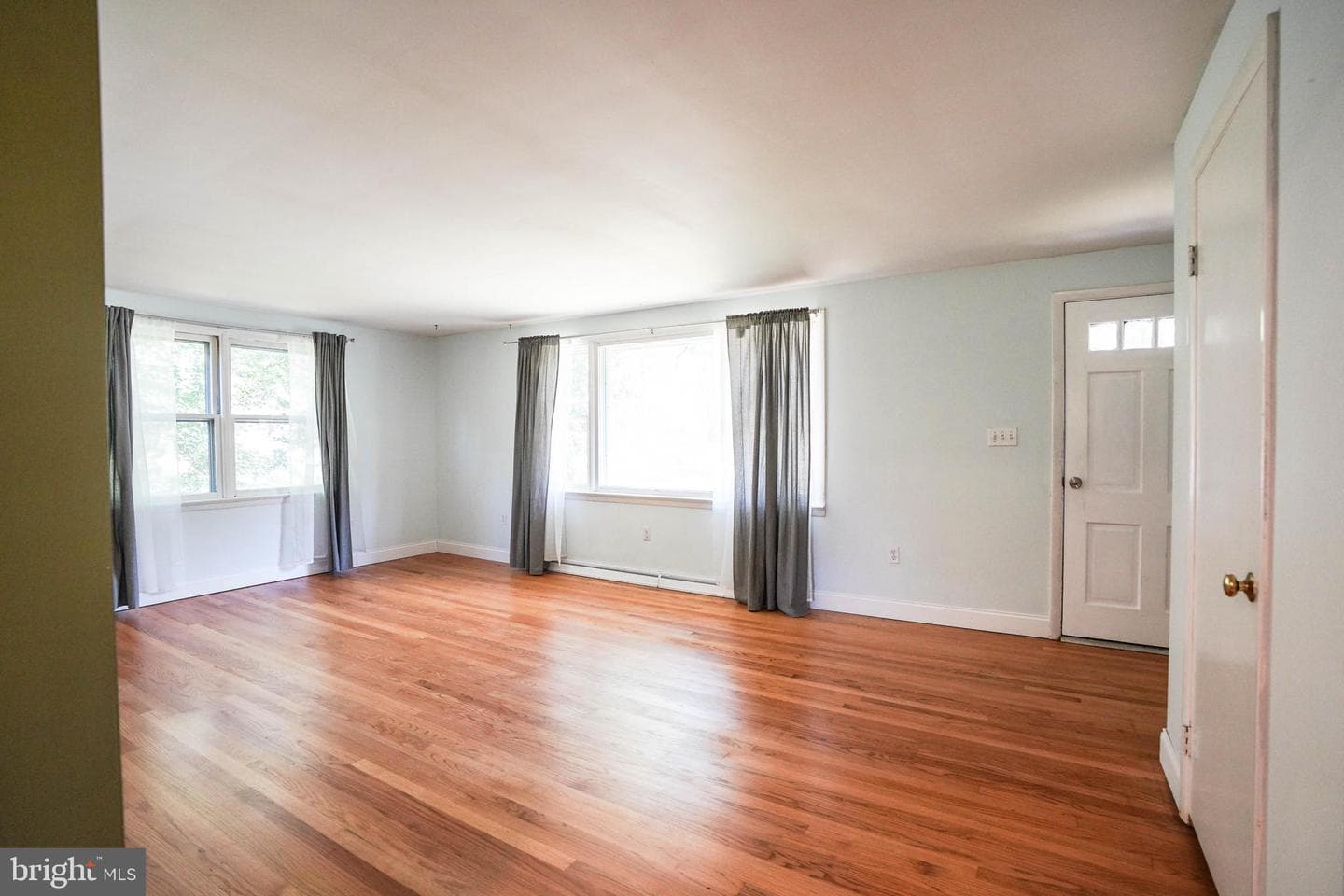 105 Mayfield Drive photo 9