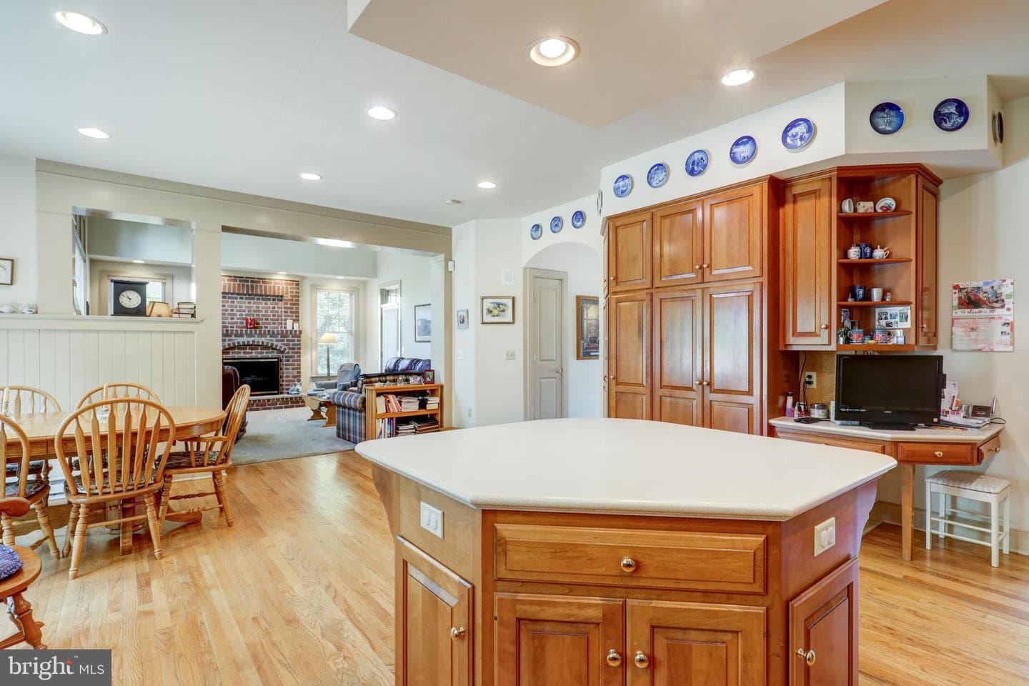 2 Resch Lane photo 24