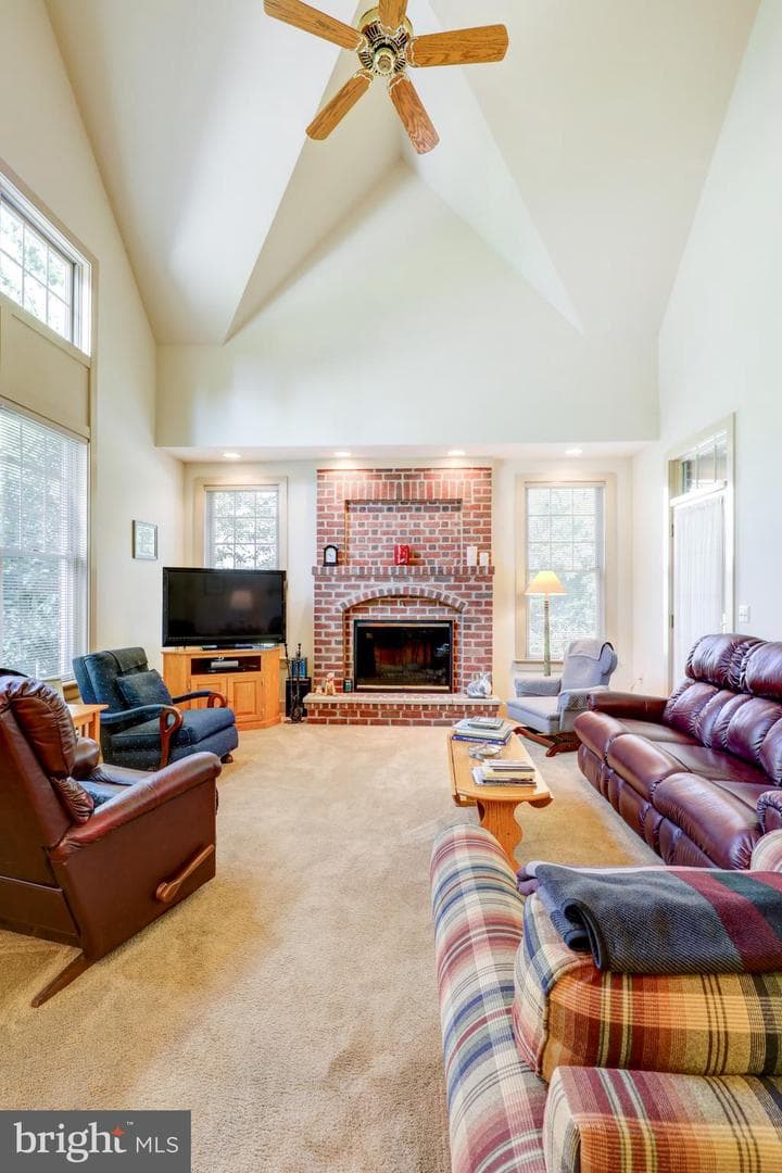 2 Resch Lane photo 27