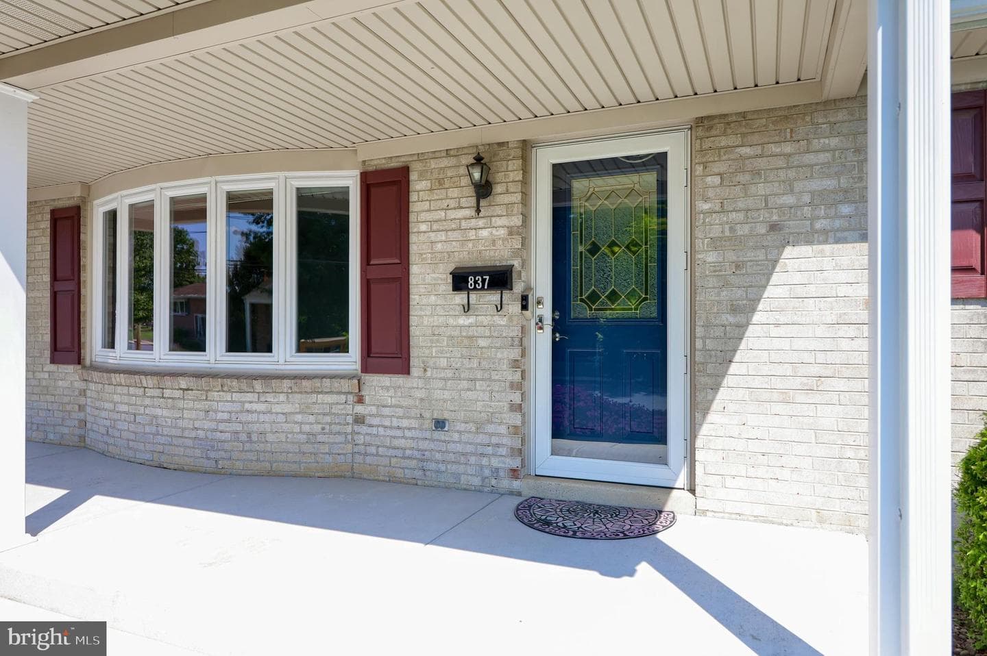 837 Martin Avenue photo 3