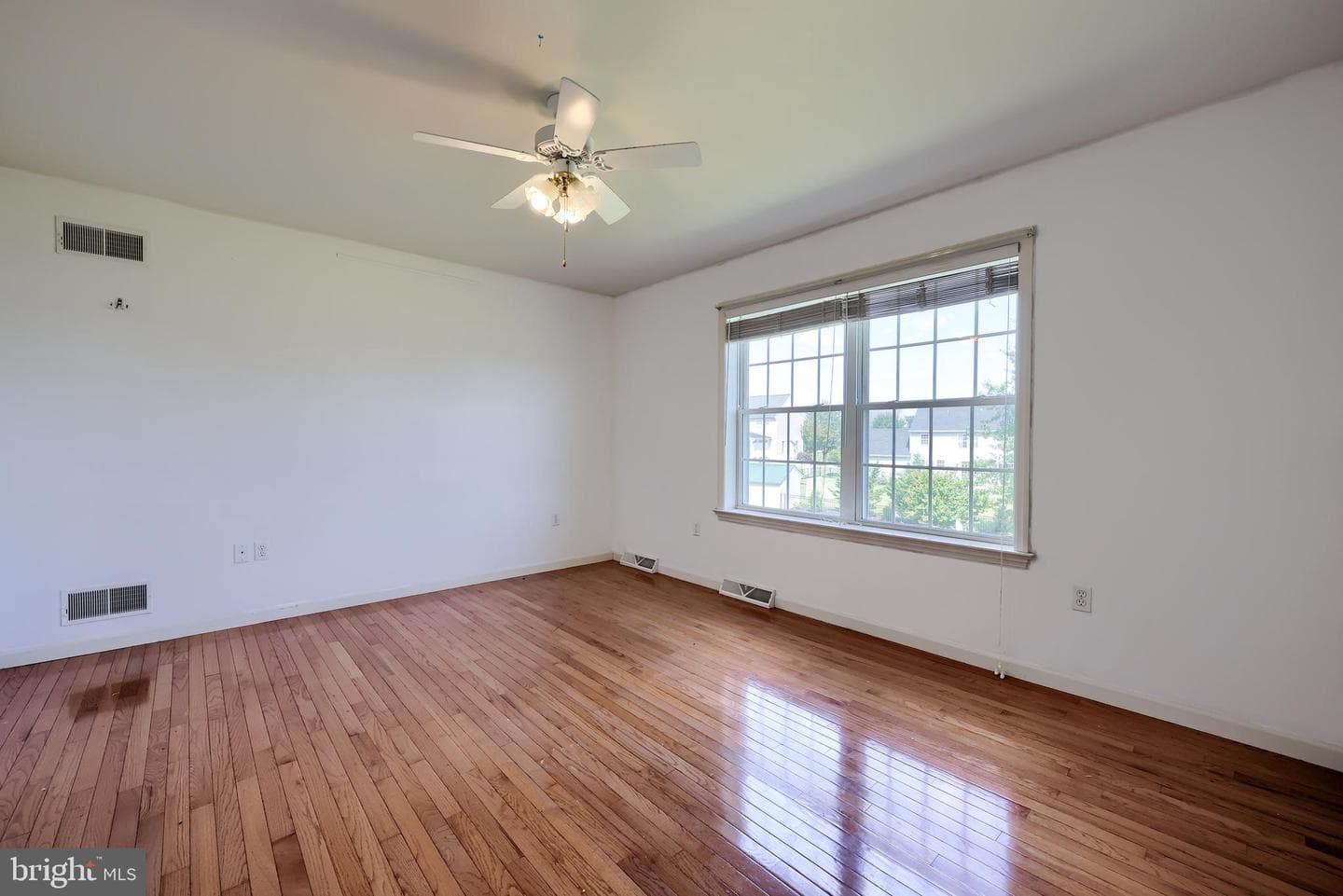 81 Tower Drive photo 23