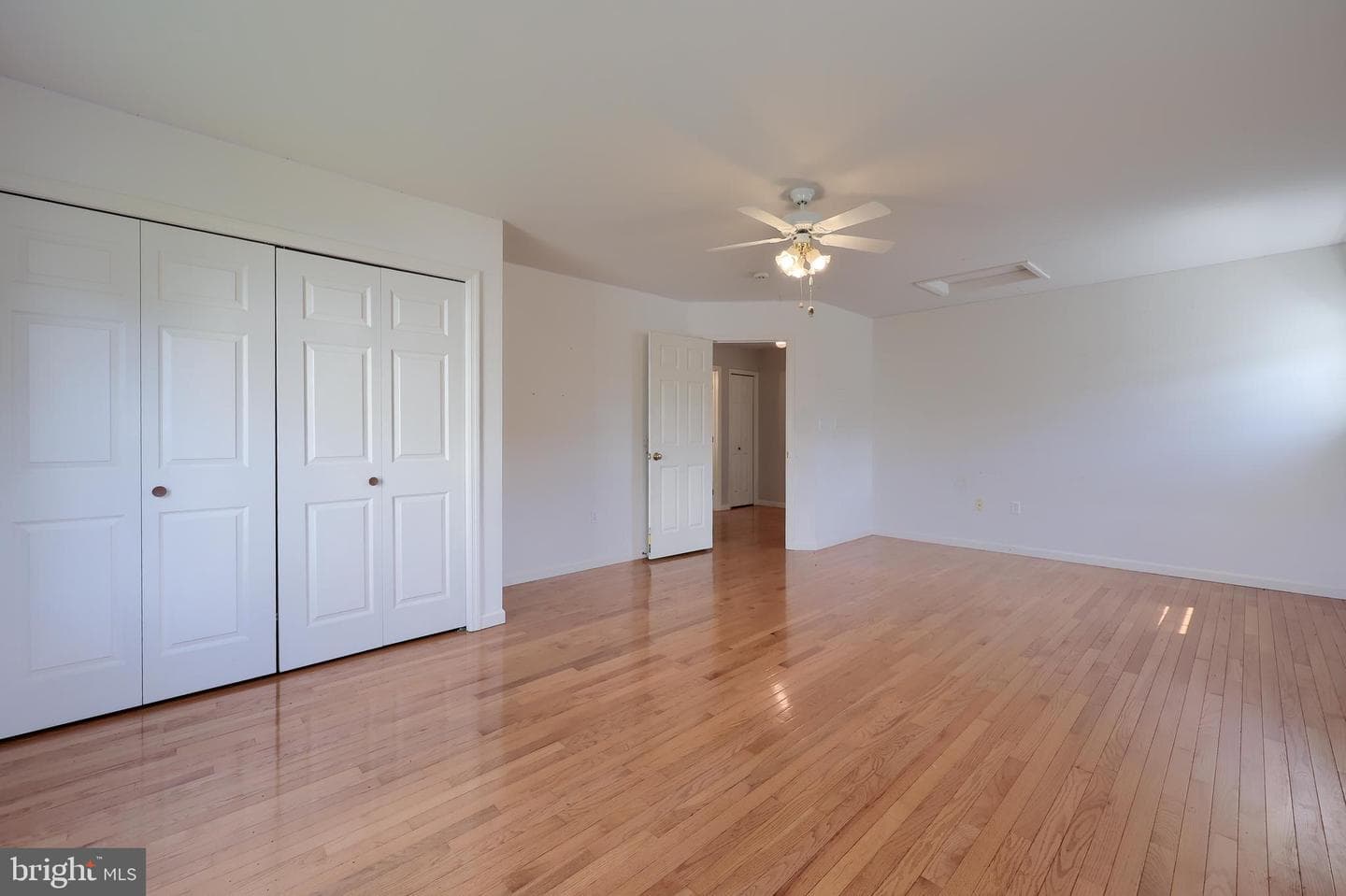 81 Tower Drive photo 24