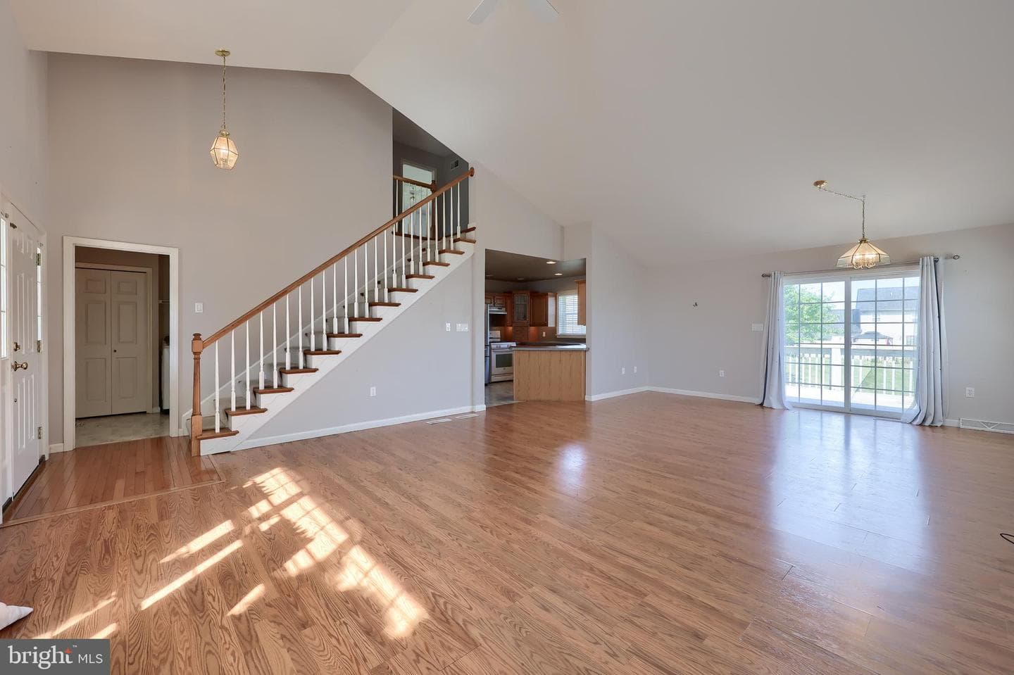 81 Tower Drive photo 9