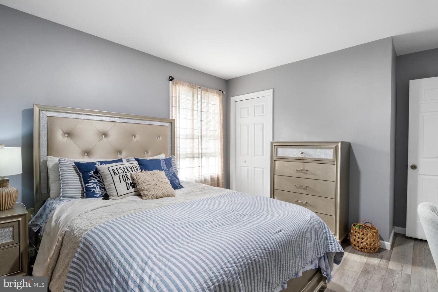 1070 James Avenue photo 14