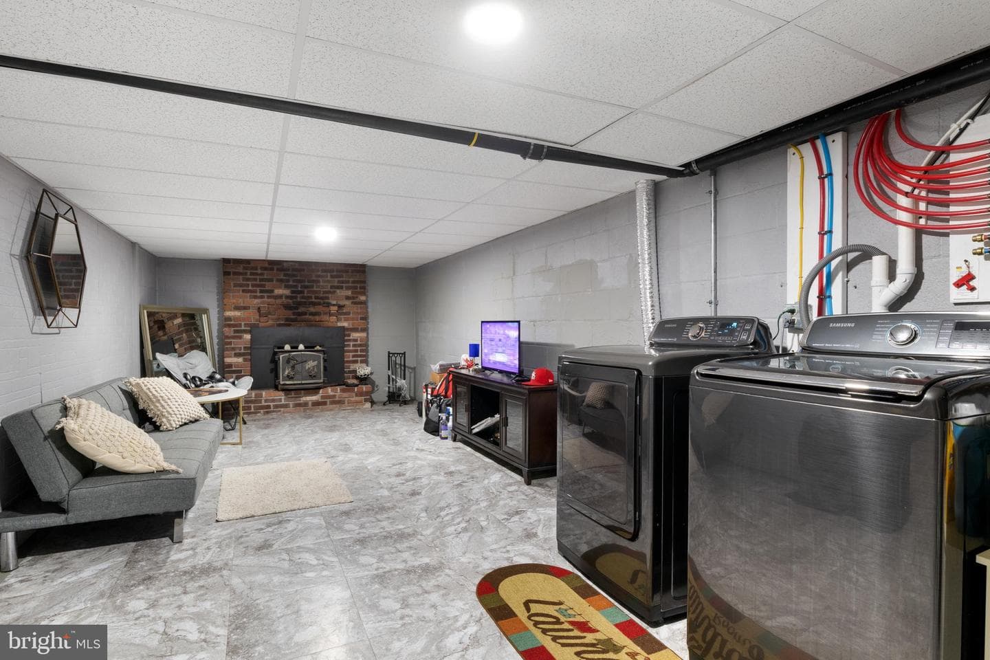 1070 James Avenue photo 22