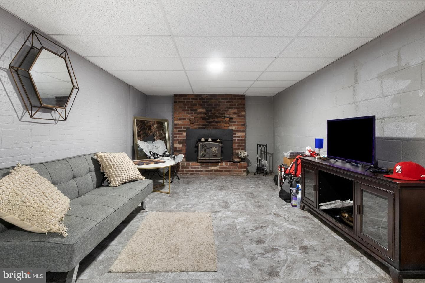 1070 James Avenue photo 23