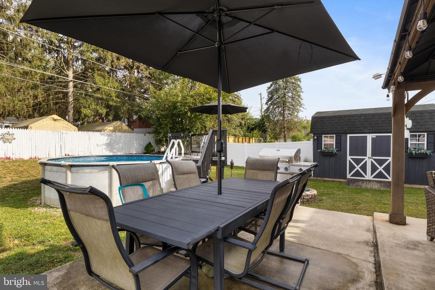 1070 James Avenue photo 27