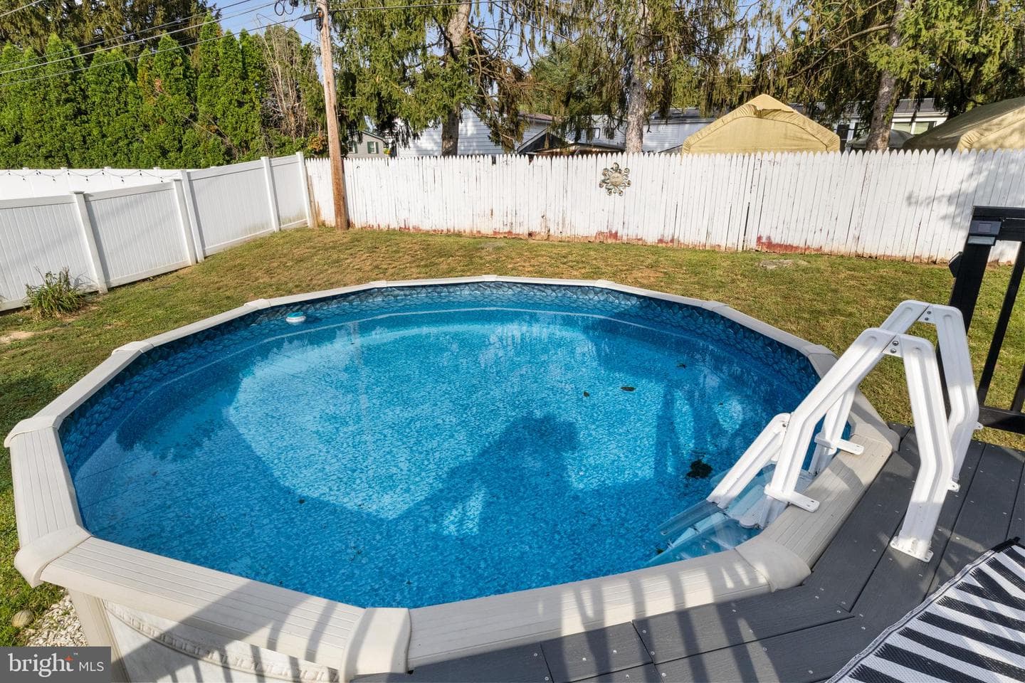 1070 James Avenue photo 31
