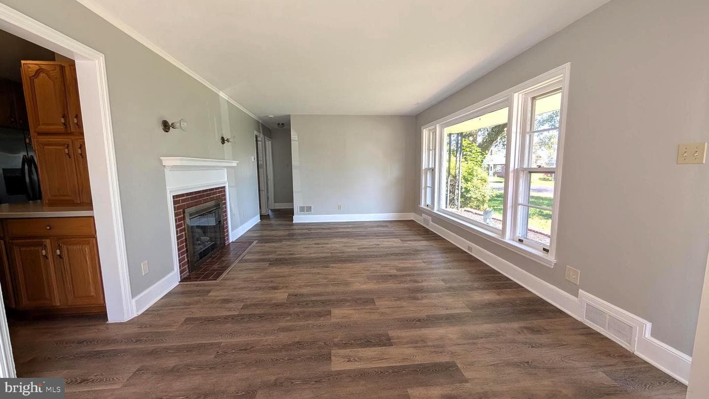 7 Barbara Avenue photo 10