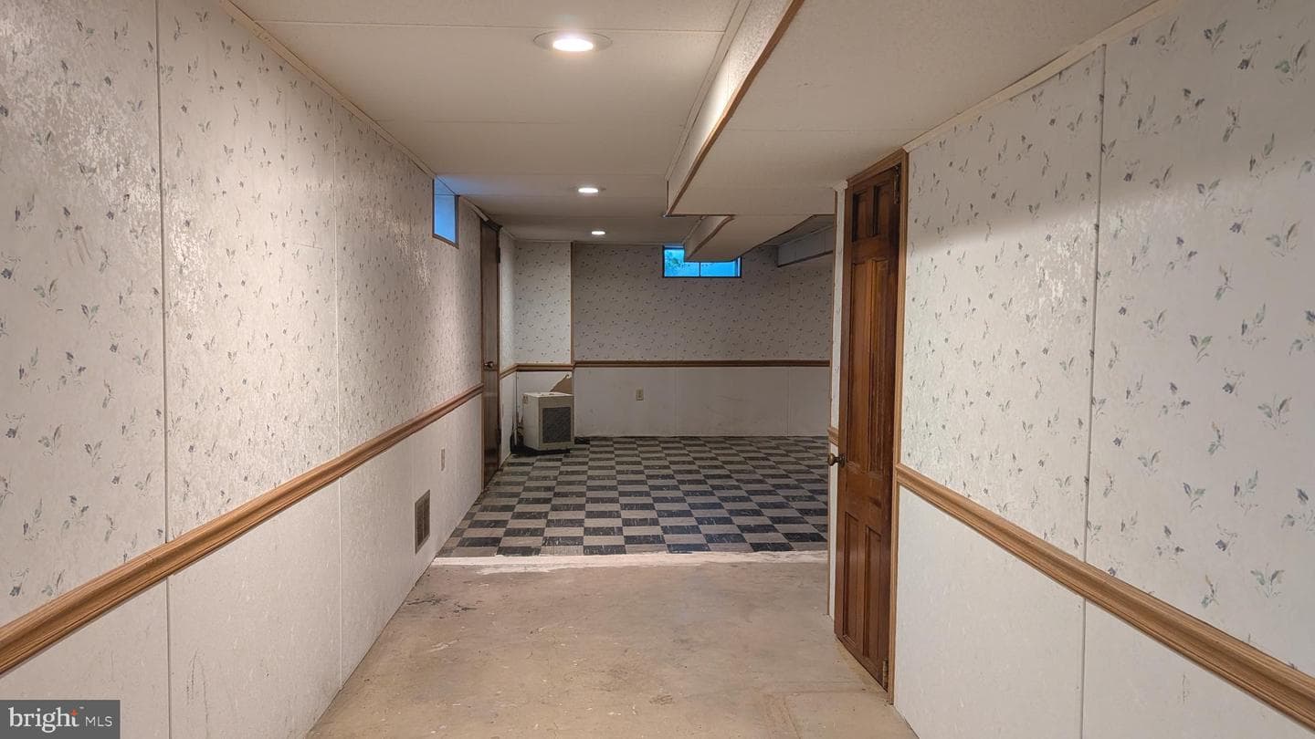 7 Barbara Avenue photo 23