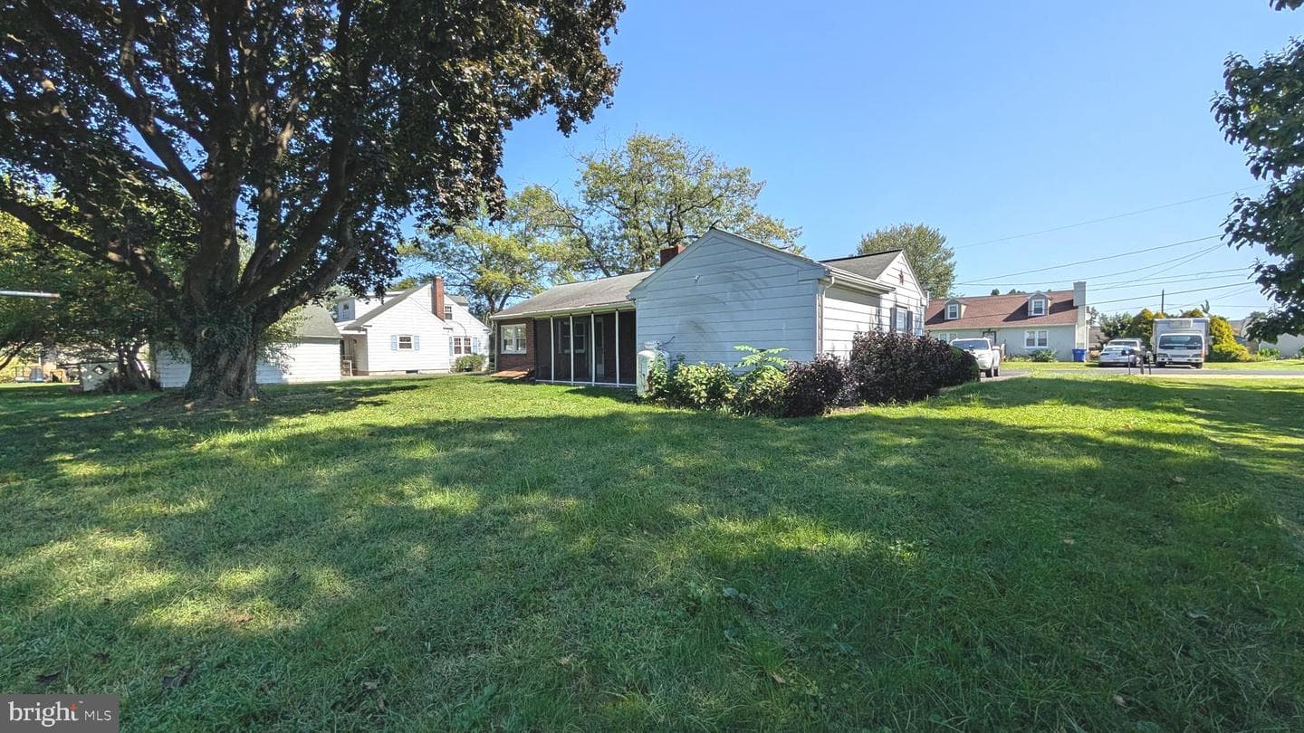 7 Barbara Avenue photo 4