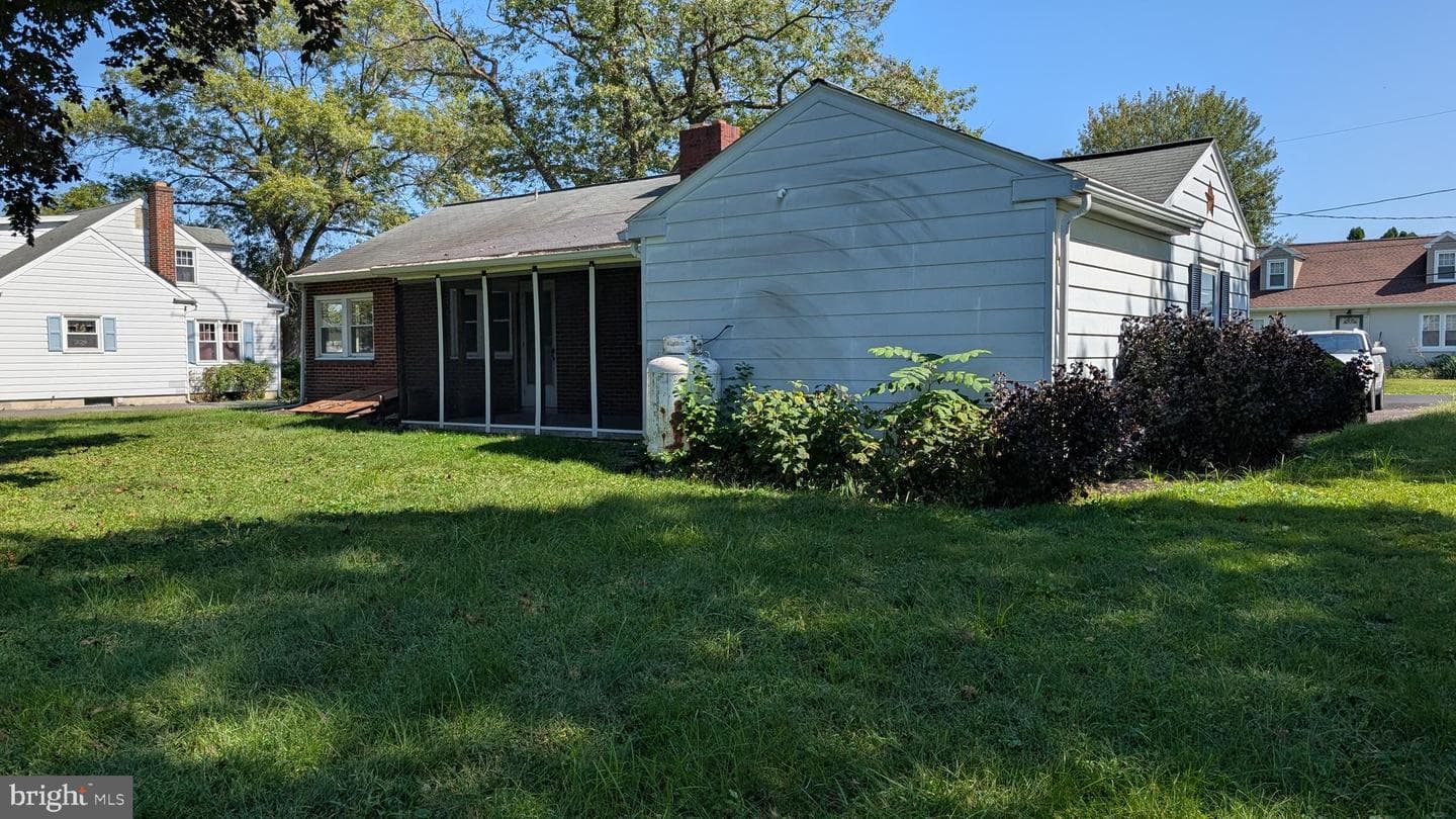 7 Barbara Avenue photo 5