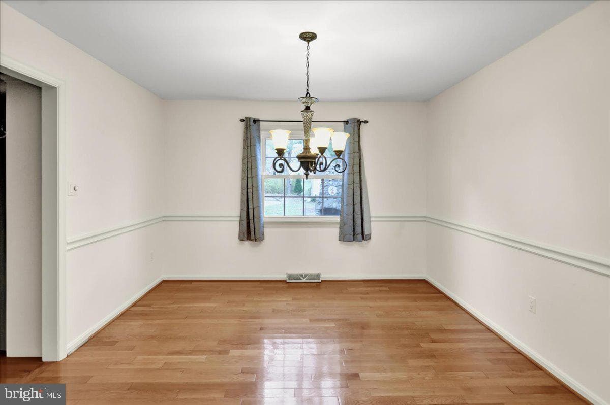 561 Millcross Road photo 7