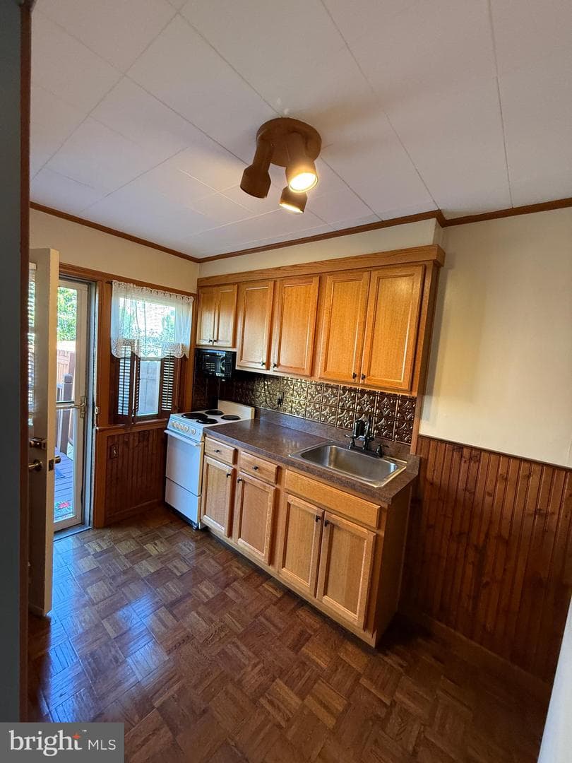 549 E Frederick Street photo 14