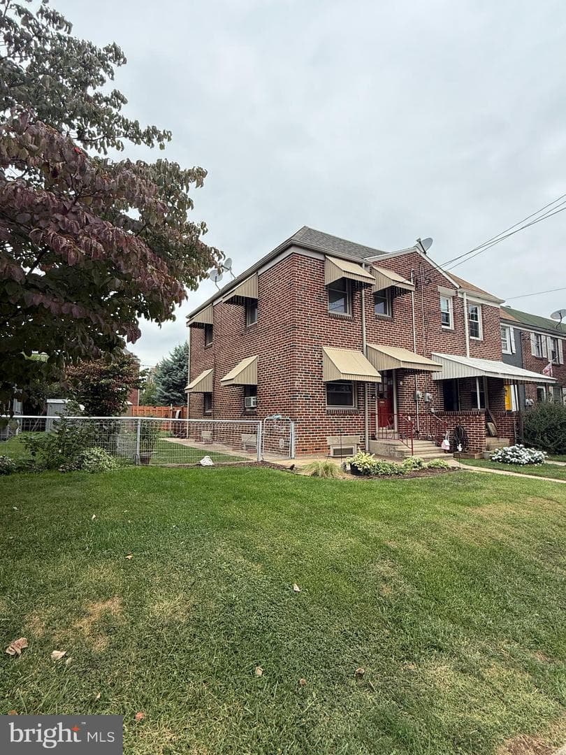549 E Frederick Street photo 4