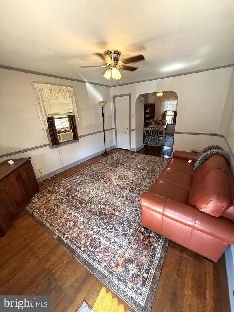 549 E Frederick Street photo 5