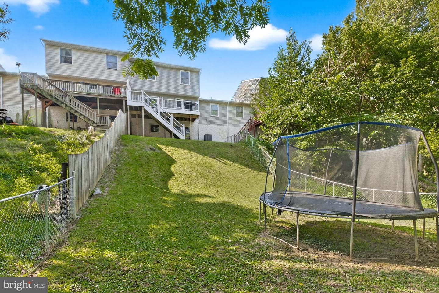 25 Sunrise Terrace photo 40