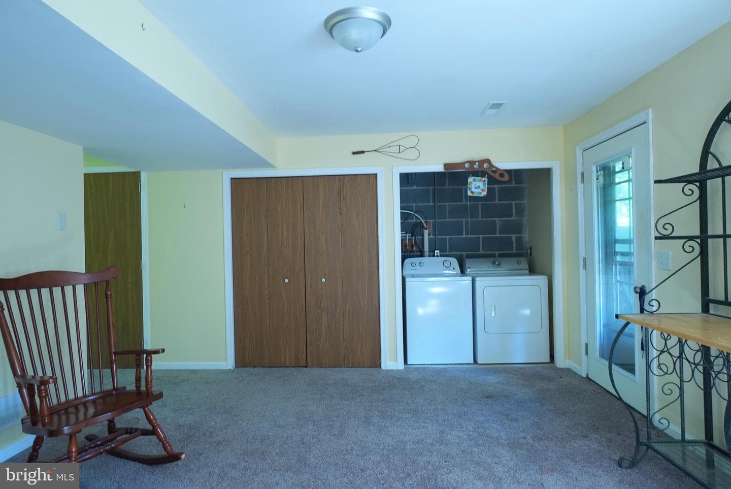 2 Westpointe Drive photo 13