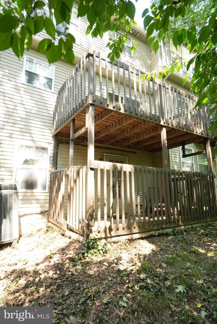 2 Westpointe Drive photo 15
