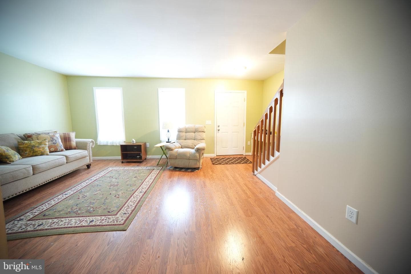 2 Westpointe Drive photo 3