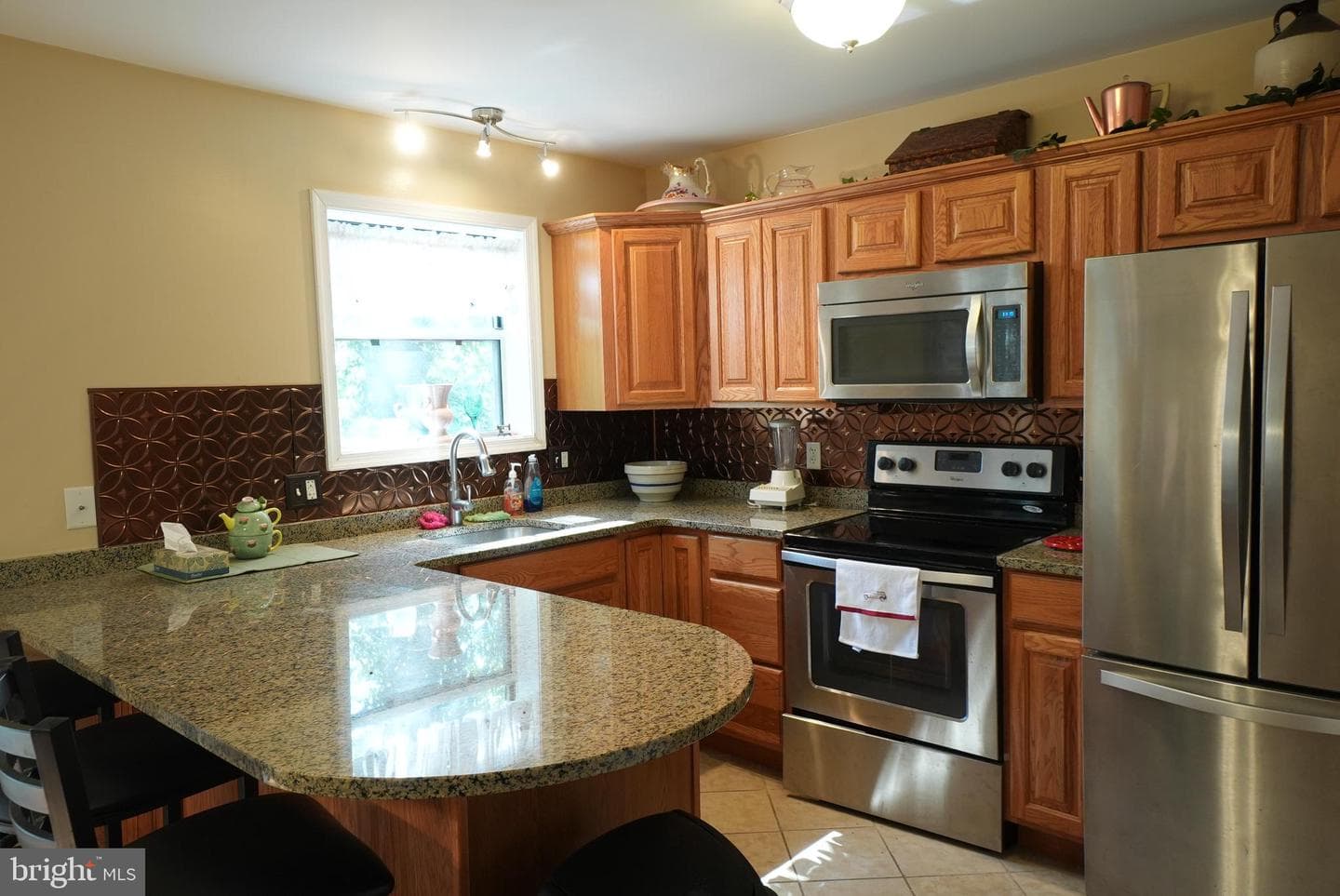 2 Westpointe Drive photo 5