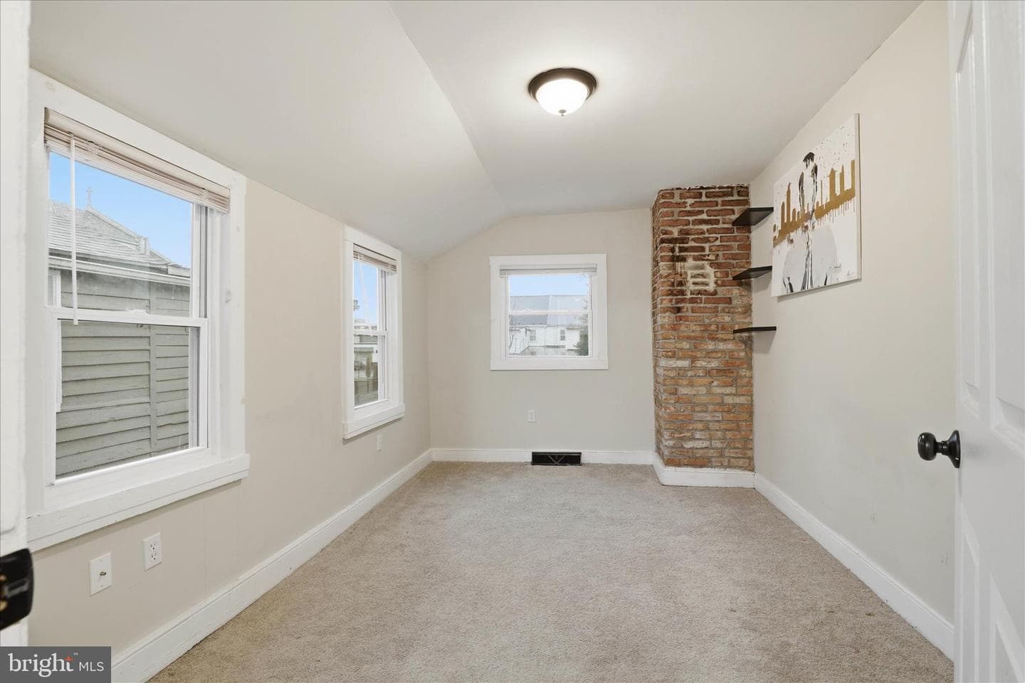 437 Cherry Street photo 17