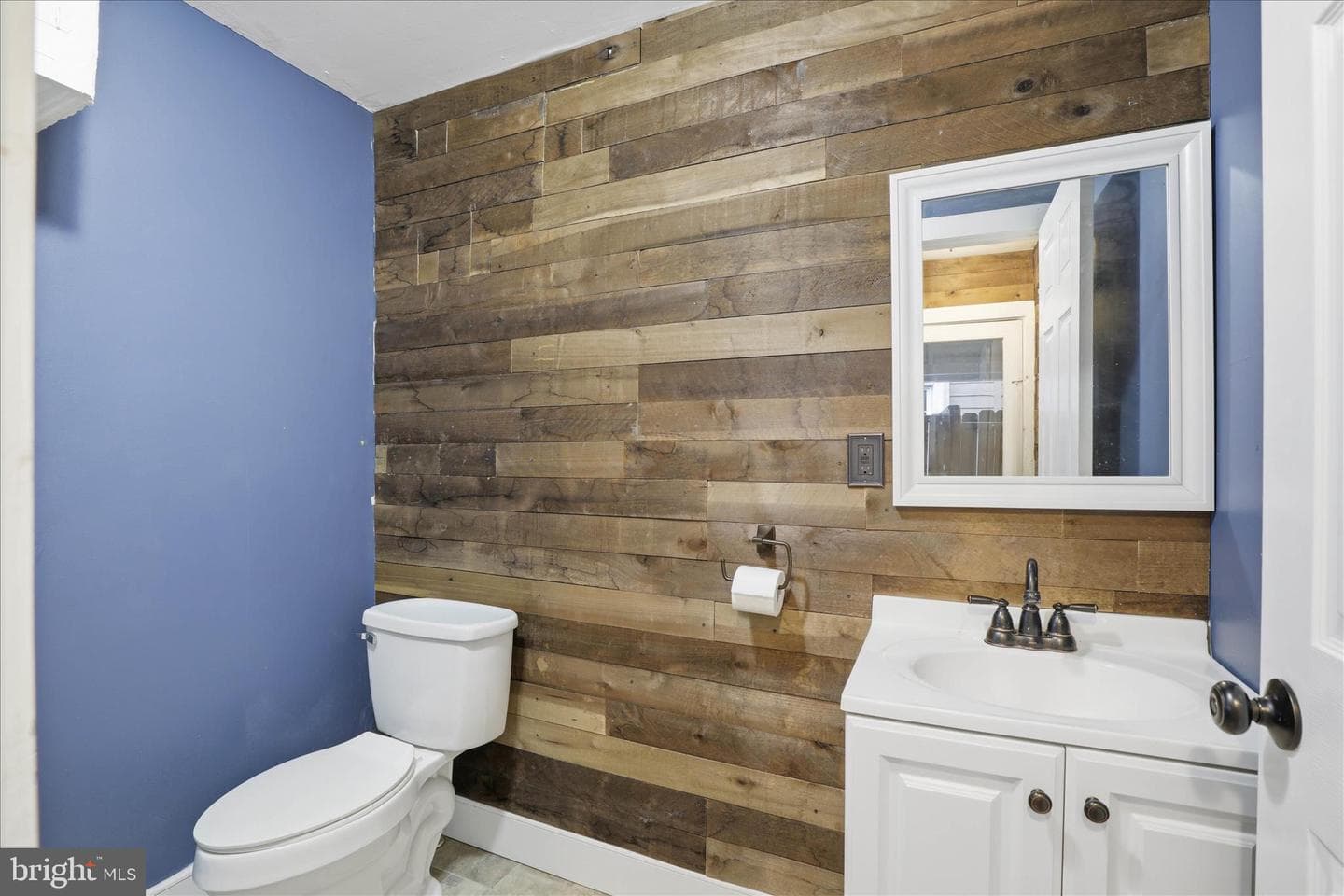 437 Cherry Street photo 26