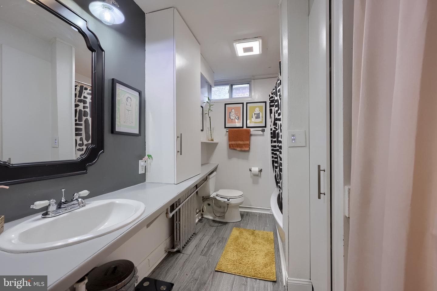 746 W Vine Street photo 24