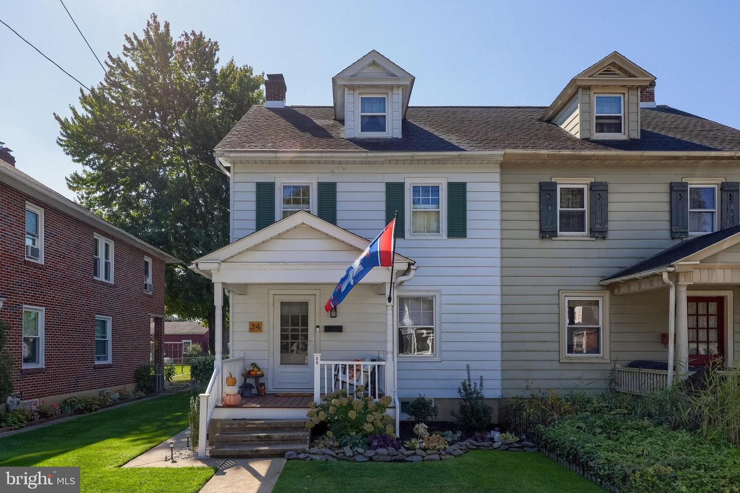 34 E Market Street photo 1
