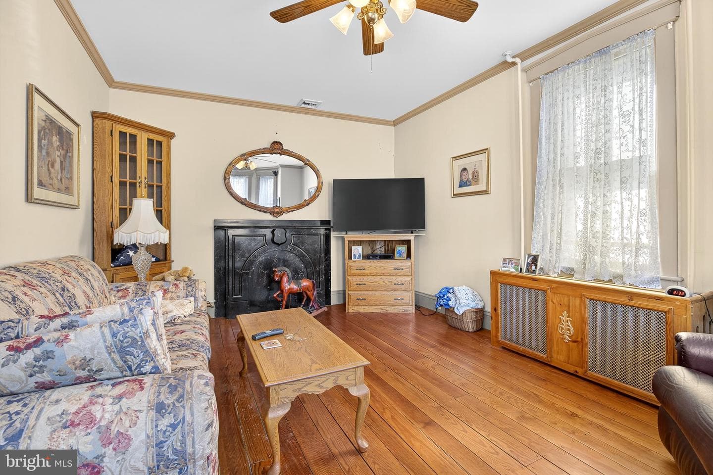 101 Miller Street photo 10