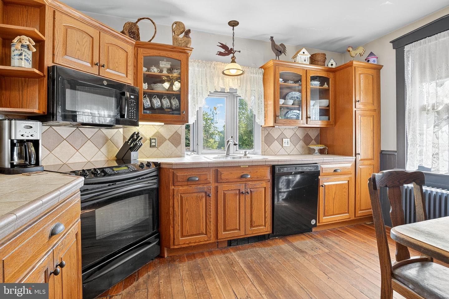 101 Miller Street photo 6
