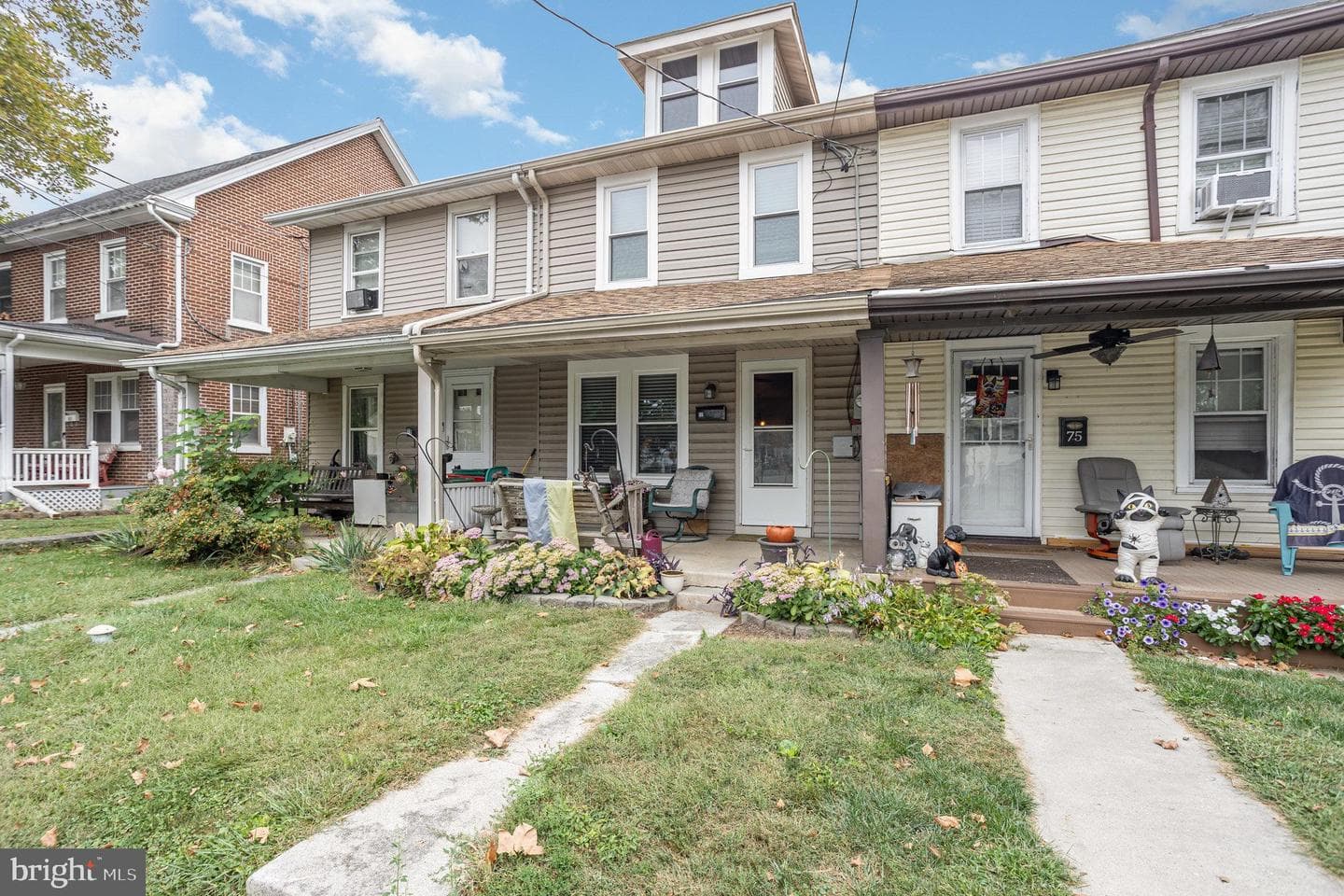 77 Petersburg Road photo 3