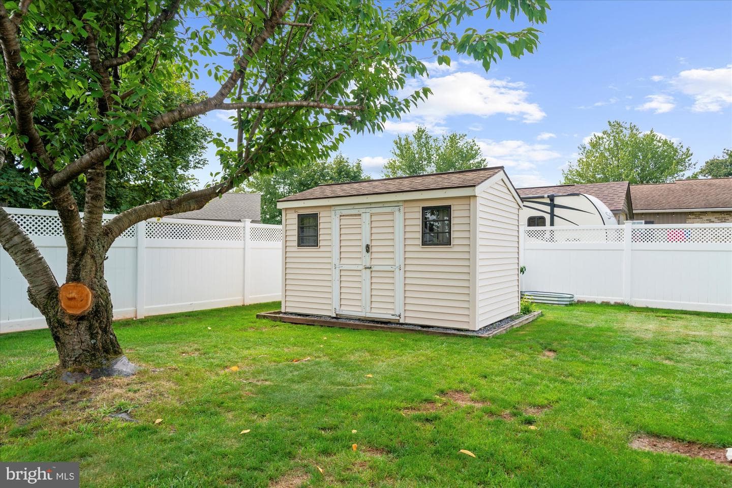 111 Oatfield Drive photo 30