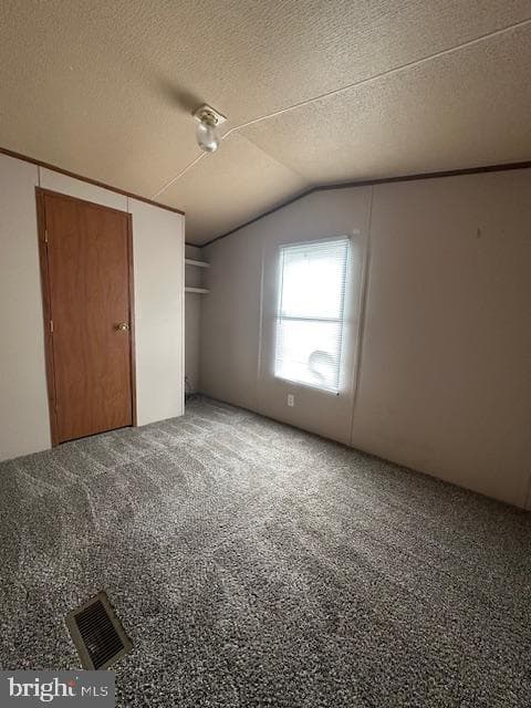 556 Holly Drive photo 17