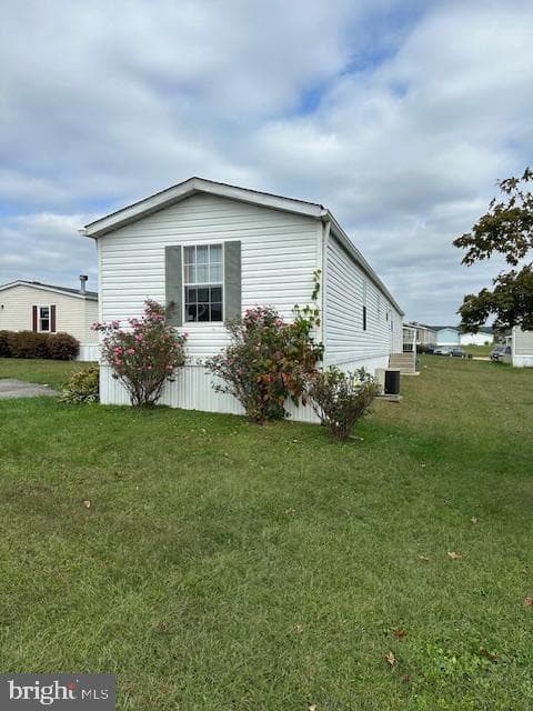 556 Holly Drive photo 4