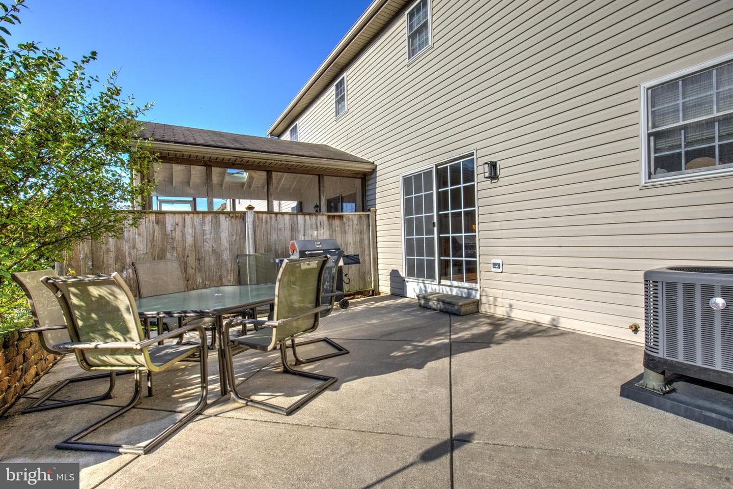 51 Evans Drive photo 21
