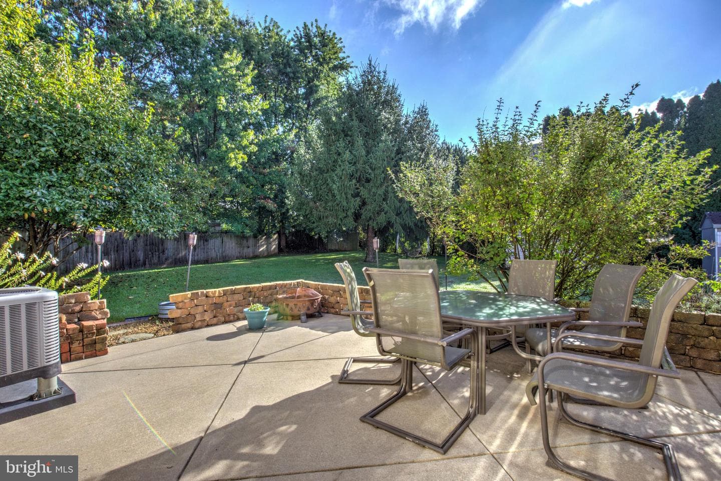 51 Evans Drive photo 22