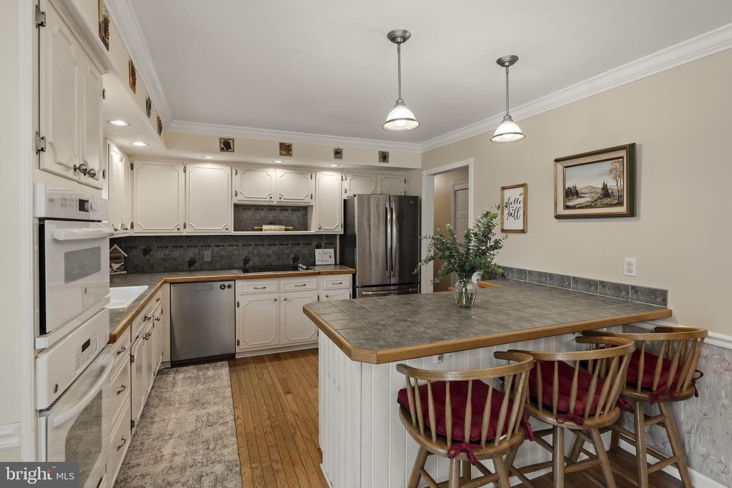 61 Cambridge Drive photo 5